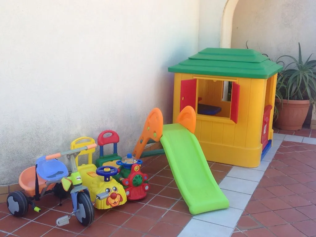 Casa Vacanze 2 Pini Villa Licata